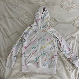 I am selling a Comfy Champion Sweatshirt!